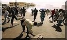 L'Afrique frappée de plein fouet par la flambée des prix, premiers troubles