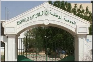121 sur 147 députés votent en faveur des amendements constitutionnels