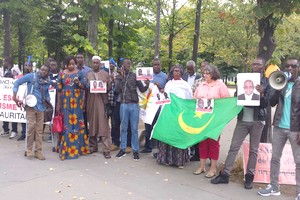 Soutien aux détenus d'IRA: Manifestation devant l’Assemblée Nationale en France