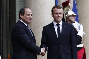 Égypte : la vente de gilets jaunes limitée pour éviter une « contagion française » 