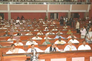 Démenti : Aucun règlement intérieur ne bannit le français dans l’hémicycle du parlement Mauritanien