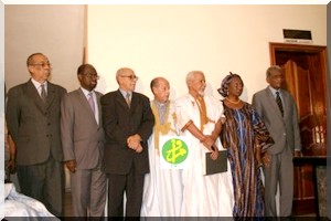 Mauritanie :Le président de la CENI verse 30 millions d’um au trésor public (Source)