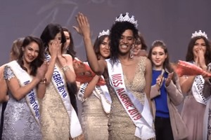 Racisme: Miss Algérie lynchée pour sa peau noire