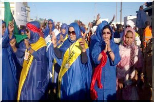Urgent-Grève de la Snim/Les épouses des grévistes assiègent le domicile de l’ADG à Nouadhibou/Une femme blessée