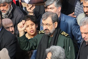 En cas d'attaque américaine, l'Iran menace de s'en prendre à Israël