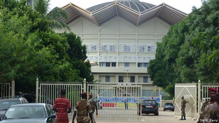 Guinée : l’ex-président de la Cour constitutionnelle écroué 