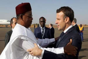 Pourquoi Emmanuel Macron réunit-il les présidents du G5 Sahel ce lundi à Pau ?