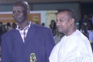 Abdoulaye Ly décoré de la Médaille de la Reconnaissance nationale