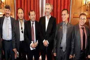Libye: la visite mouvementée de BHL accroît les tensions dans le gouvernement de Tripoli