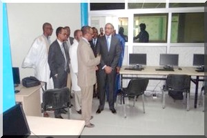 Chinguittel offre à l’université de Nouakchott « un espace scientifique »