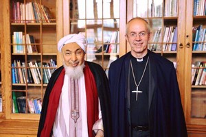 L’érudit Ould Boya rencontre le chef de l’Église anglicane à Londres