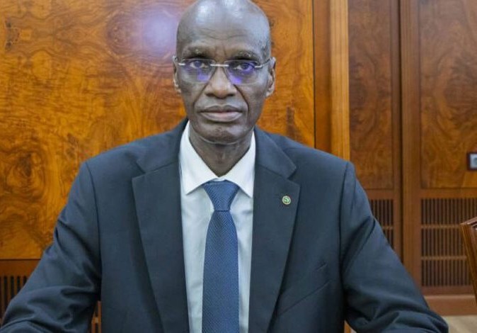 Mise en place d’une commission chargée de recenser les véhicules les équipements et les biens publics de l’état