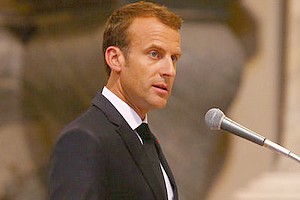 Macron appelle à Lagos les Africains 