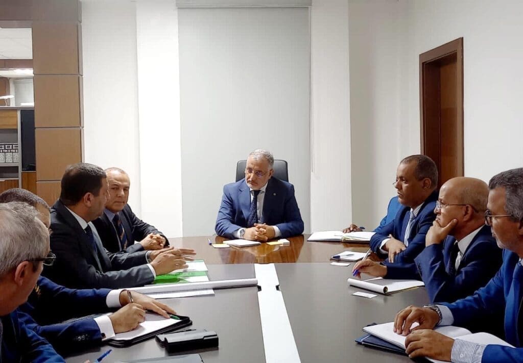 Le gouvernement mauritanien discute avec Arab Contractors du projet de construction d’un tramway à Nouakchott