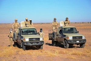 Arrestation en Mauritanie d’une bande de trafiquants d’armes et de drogue (Armée)