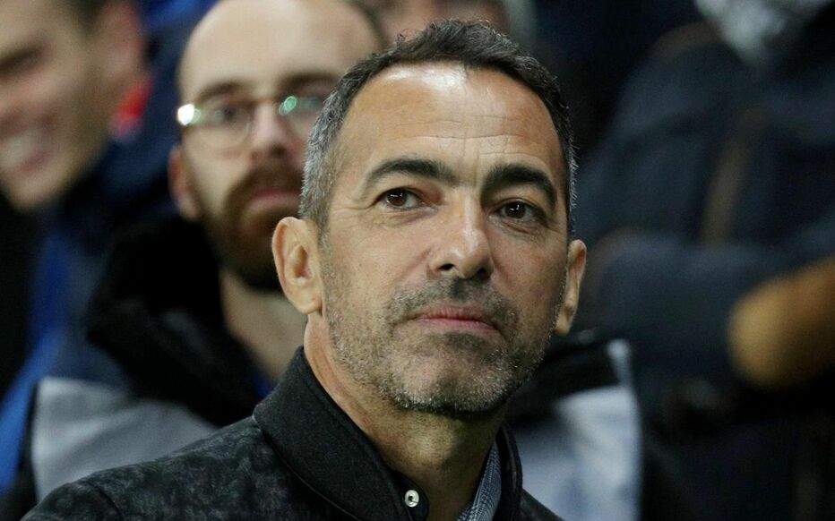 Football for schools : le footballeur français Youri Djorkaeff en Mauritanie pour le lancement du projet