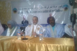 Ould Boubacar face aux jeunes du Mouvement El Hor 