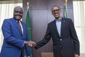 Rencontre Mahamat-Kagamé avant le sommet de l’UA à Nouakchott