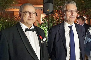 Boughourbal Moulaye Abass reçoit le Chevalier de la Légion d’Honneur de la République Française