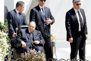 Algérie : Abdelaziz Bouteflika opère de nouveaux changements dans l’armée