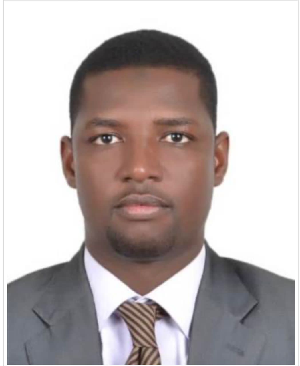 Dans Une Crise Des Nerfs Aziz Tire Sans Discernement Dans Une Crise Des Nerfs Aziz Tire Sans Discernement