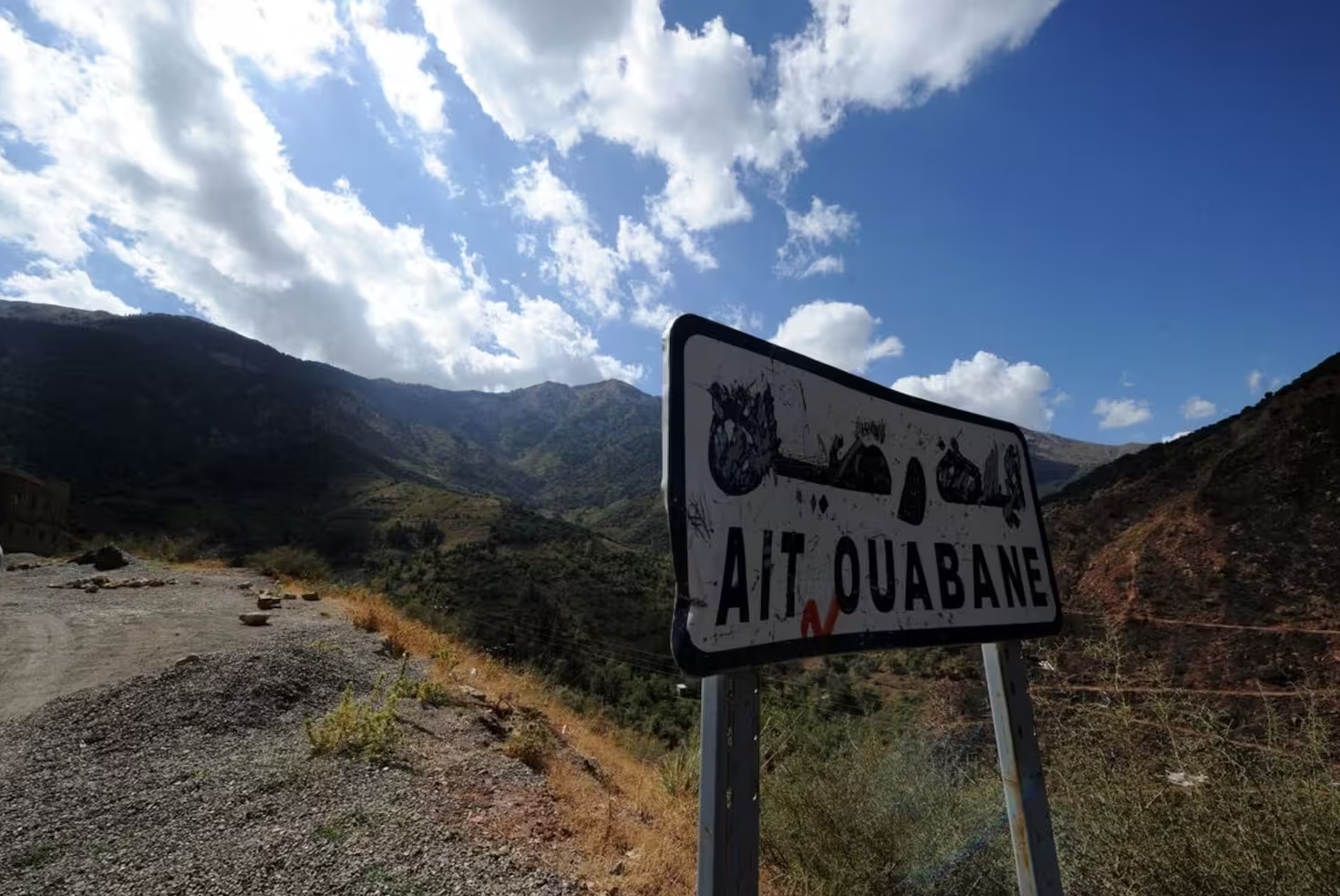 Algérie: 34 personnes tuées dans un accident de la route