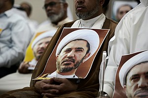 Bahreïn: le chef de l'opposition condamné à la perpétuité pour