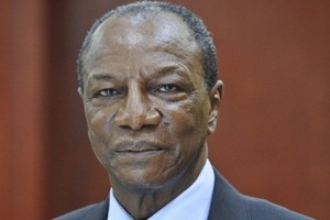 L'opposition dénonce un