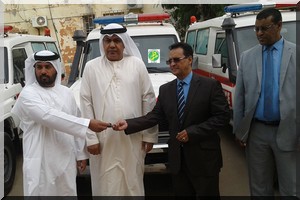  Neuf ambulances, un don émirati au ministère de la santé