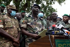 Les voisins du Mali donnent 8 jours à la junte pour confier la transition à des civils