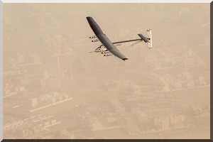 Mission réussie pour l'avion Solar Impulse 2, qui a atterri à Mascate, après treize heures de vol