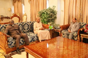 Le Président de la République reçoit Mohammed Ibn Chambas, représentant du SG de l'ONU