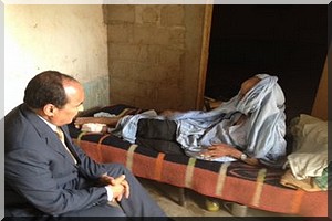 Dernière-minute : Ould Abdel Aziz présente ses condoléances aux familles des deux chefs coutumiers touareg décédés vendredi