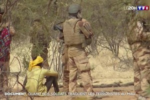 En immersion avec les militaires de l'opération Barkhane dans leur traque des terroristes