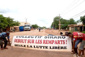 Blocages routiers au Mali: le gouvernement plie face au mouvement citoyen