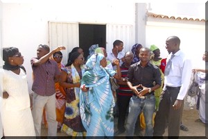 Centres d’appel / Silence, on tue des emplois