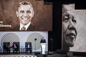 Cent après la naissance de Mandela, l'Afrique du Sud rend hommage à un