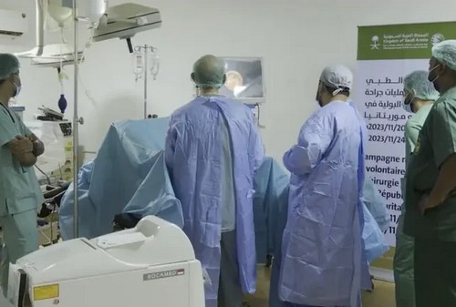 Le centre Selmane pour les secours et les œuvres humanitaires effectue des opérations urologiques à Nouakchott 