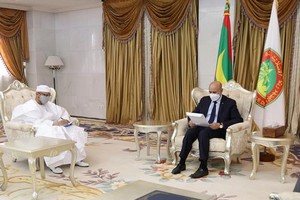 Le Président de la République reçoit un message écrit du Président de la transition malienne