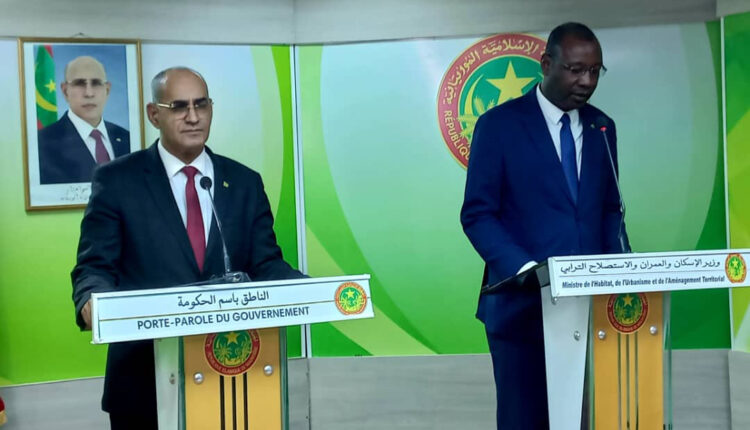 Conférence de presse des ministres de l’Habitat et de l’Equipement, porte-parole du gouvernement