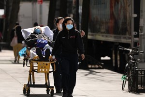 Coronavirus : Plus de 60.000 morts aux Etats-Unis, dont 2.500 décès en 24 heures