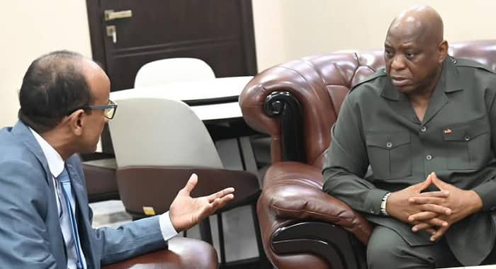 Migrants guinéens bloqués en Mauritanie : Morissanda Kouyaté appelle à une résolution urgente de la situation