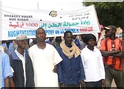 Le feuilleton des dockers se poursuit…, Les commerçants toujours sourds-muets