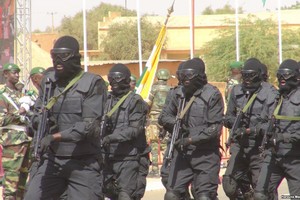 Le président Issoufou promet de renforcer son armée face aux jihadistes