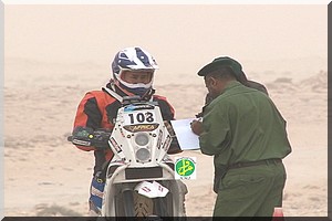 Le Rallye Africa Eco Race arrive à Chami (Dakhlet Nouadhibou) 