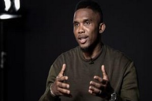 Drogba et Eto'o critiquent