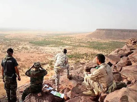 L’évacuation par les orpailleurs de la bande frontalière avec l’Algérie prolongée jusqu’à jeudi 