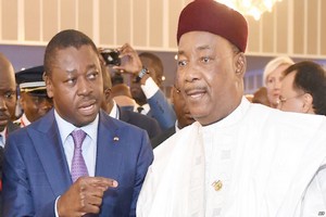 Arrivée de deux présidents ouest-africains à Ouagadougou