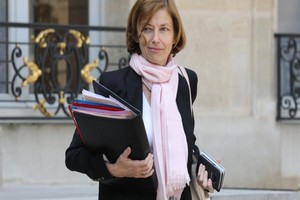 Retenir l’armée américaine au Sahel : la mission de Florence Parly à Washington