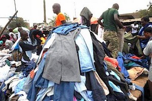 Les pays africains qui ne veulent plus importer des vêtements usagés seront sanctionnés par les Etats-Unis !